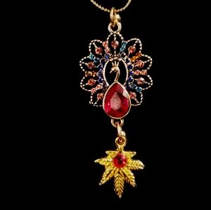 Handmade18k Gold Laced weedleaf necklace